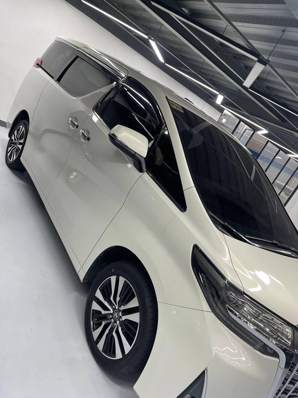 
								Toyota Alphard, 3.5 v6 2019 full									